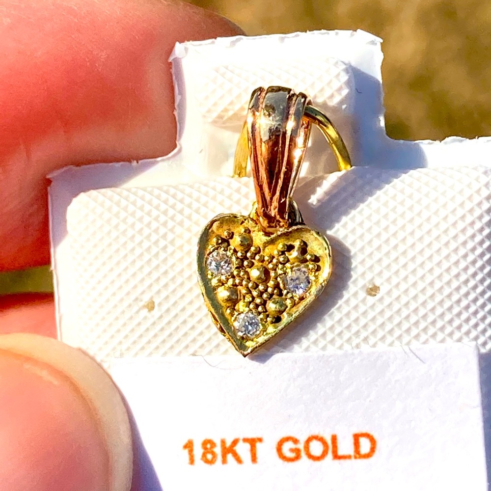 18k Yellow Gold Diamond Heart Pendant
